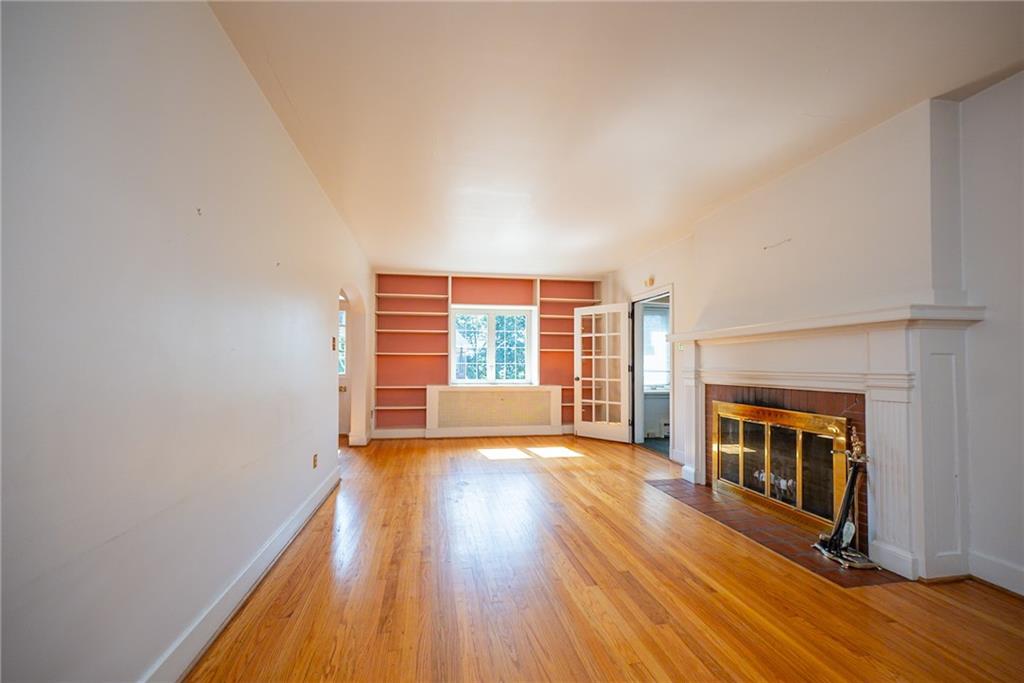 7533 Graymore Road Pittsburgh, PA 15221 - Photo 6 of 32 Gallery Image 6