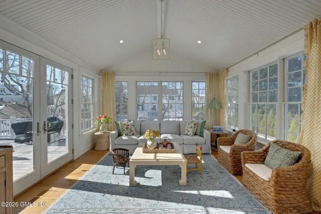 $4,295,000 | 5 Greenwich Cove Drive, Old Greenwich, CT 06870