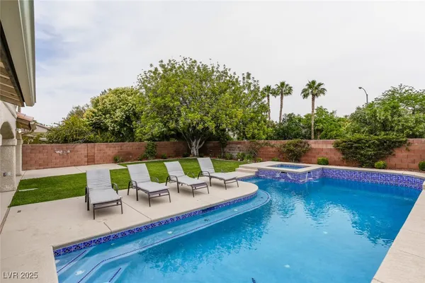 $4,900 | 832 Sandhill Sage Street, Henderson, NV 89052