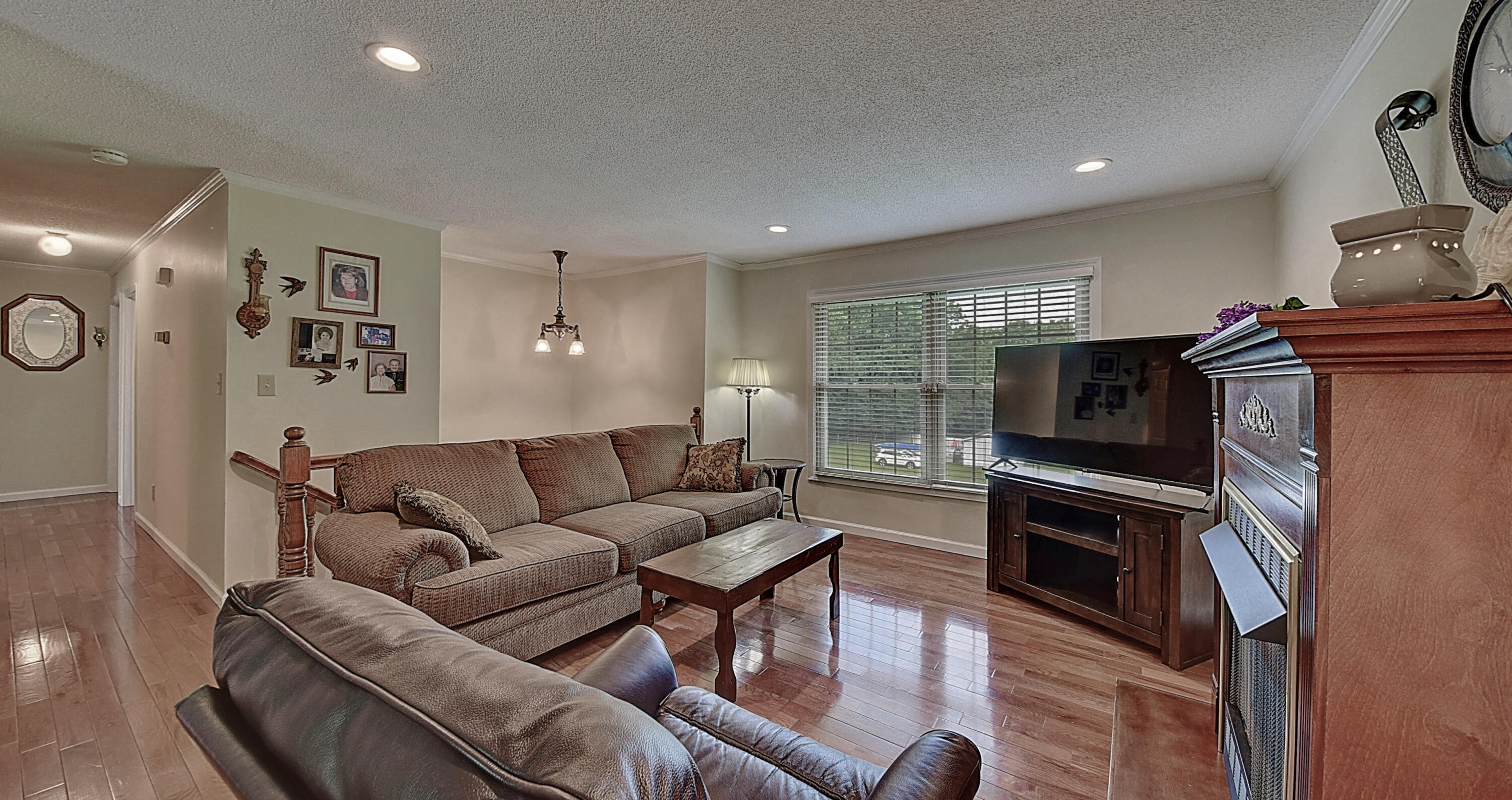 128 Hill Road Johnson City, TN 37601 - Photo 7 of 43 living