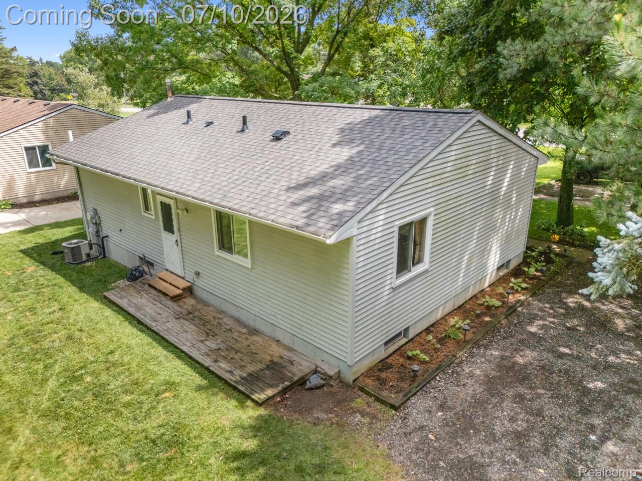 310 Mason Road Howell, MI 48843 - Photo 26 of 39 310 Mason Drone-17 Large.jpeg