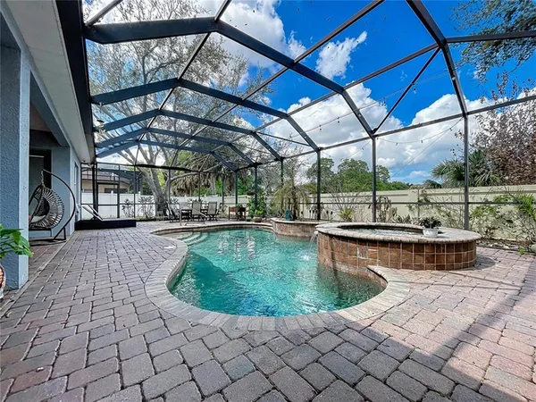 $709,900 | 609 Vintage Way, Brandon, FL 33511