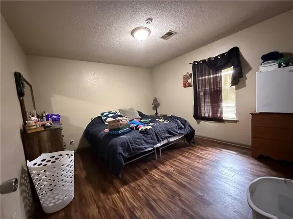 $245,000 | 11501 East 24th Street South, Independence, MO 64052