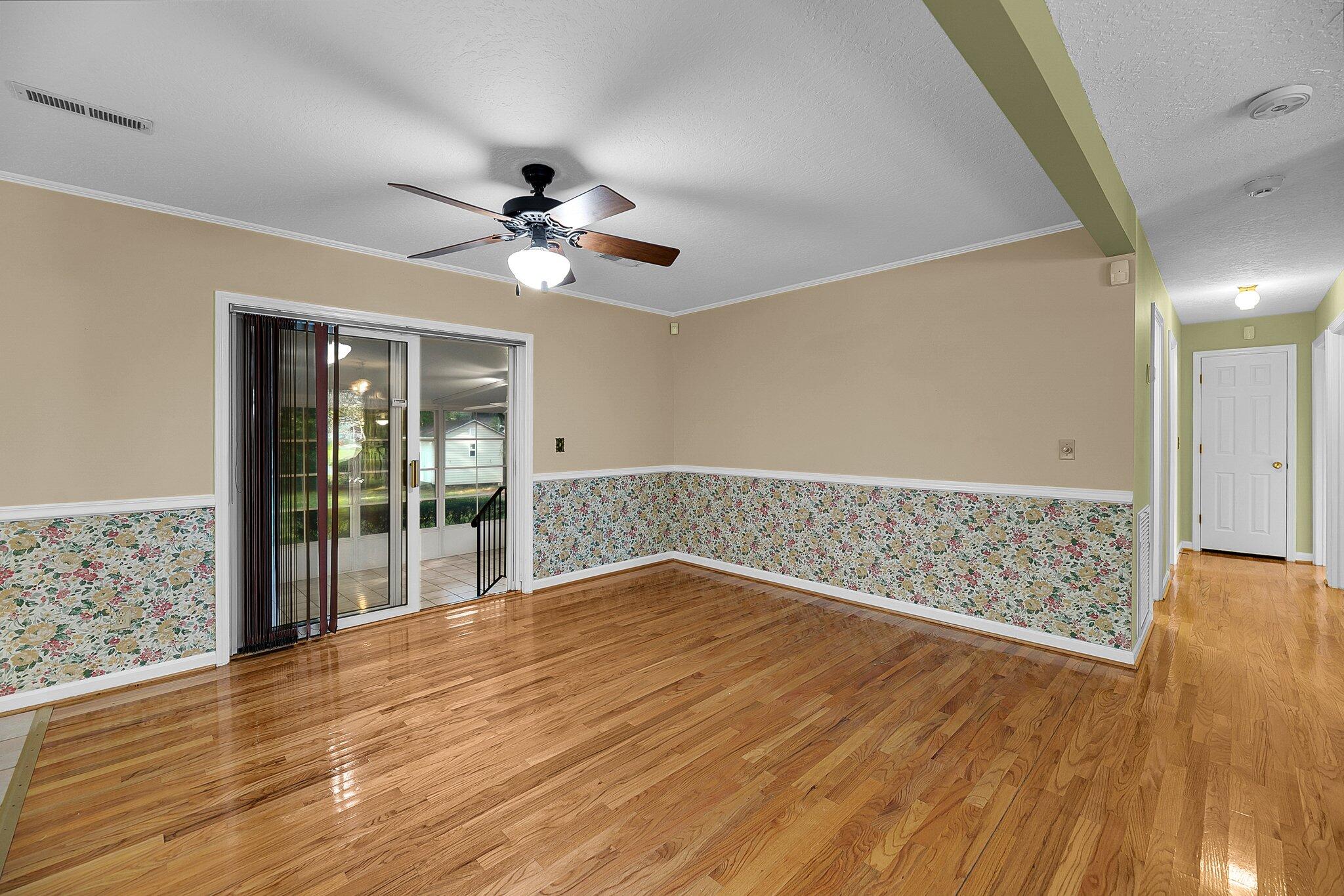 202 Heber Road Summerville, SC 29485 - Photo 11 of 36 CREM -202 Heber-19