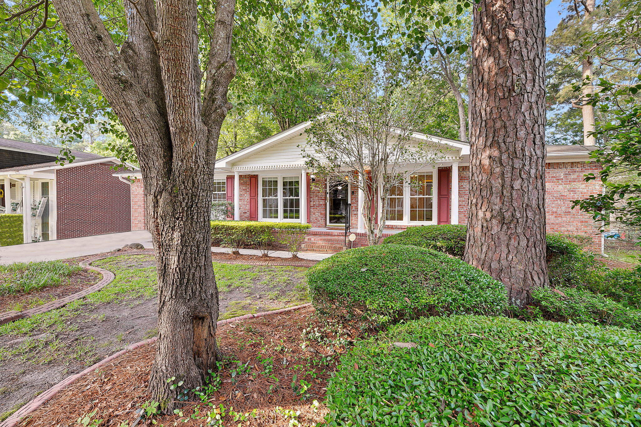 202 Heber Road Summerville, SC 29485 - Photo 2 of 36 CREM -202 Heber-35