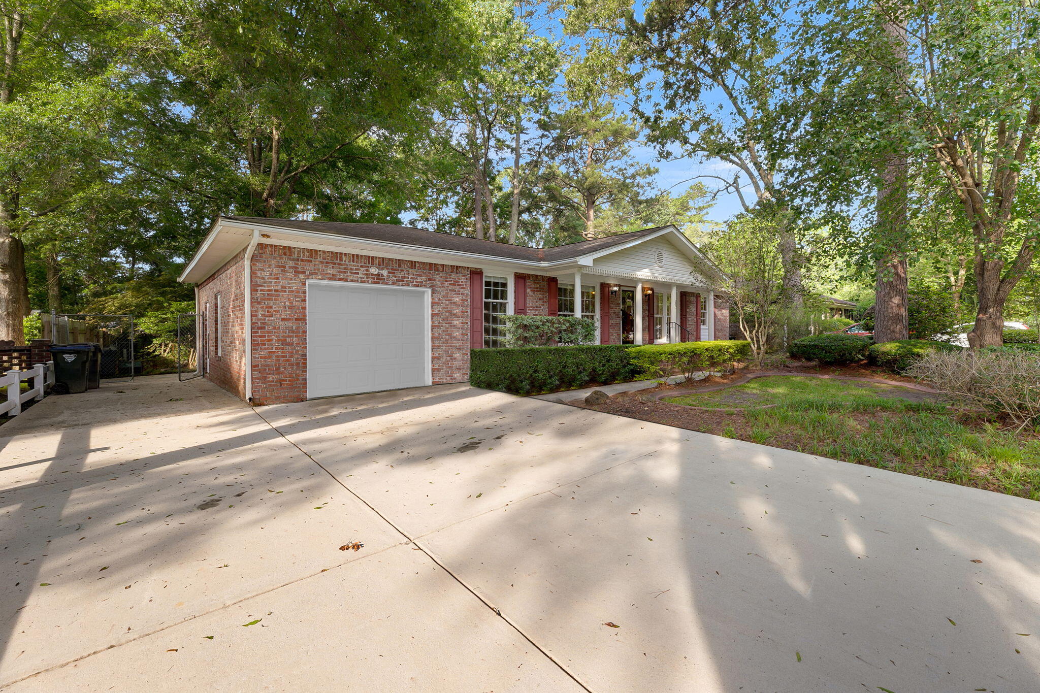 202 Heber Road Summerville, SC 29485 - Photo 3 of 36 CREM -202 Heber-36