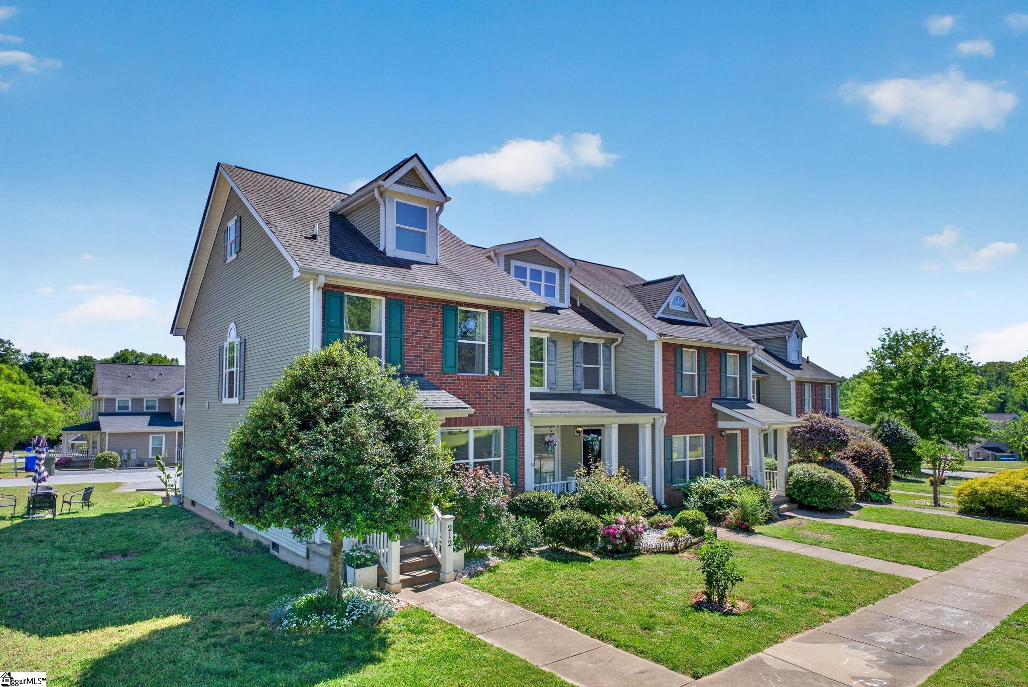 212 Alde Street Greenville, SC 29607 - Photo 2 of 31