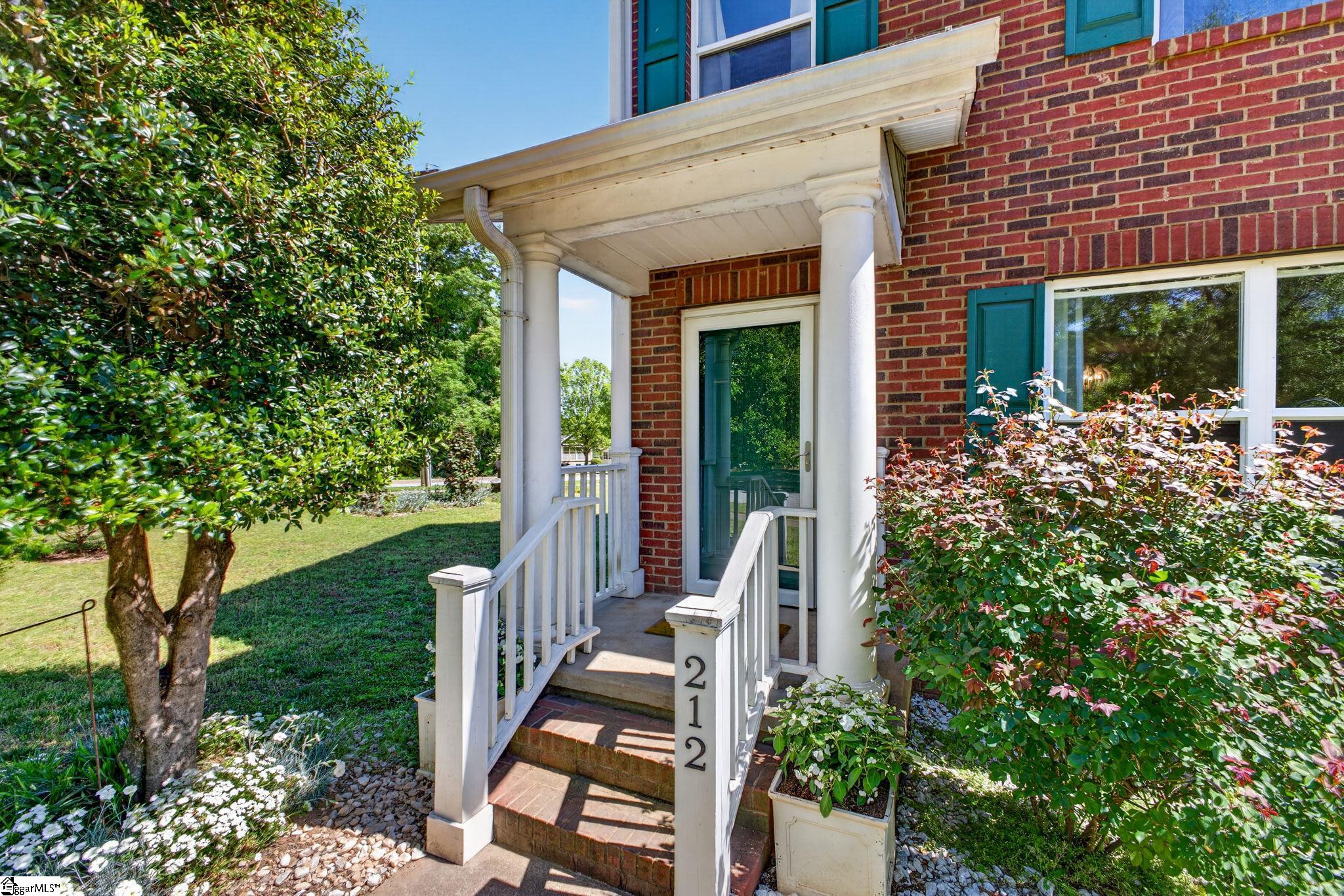 212 Alde Street Greenville, SC 29607 - Photo 3 of 31