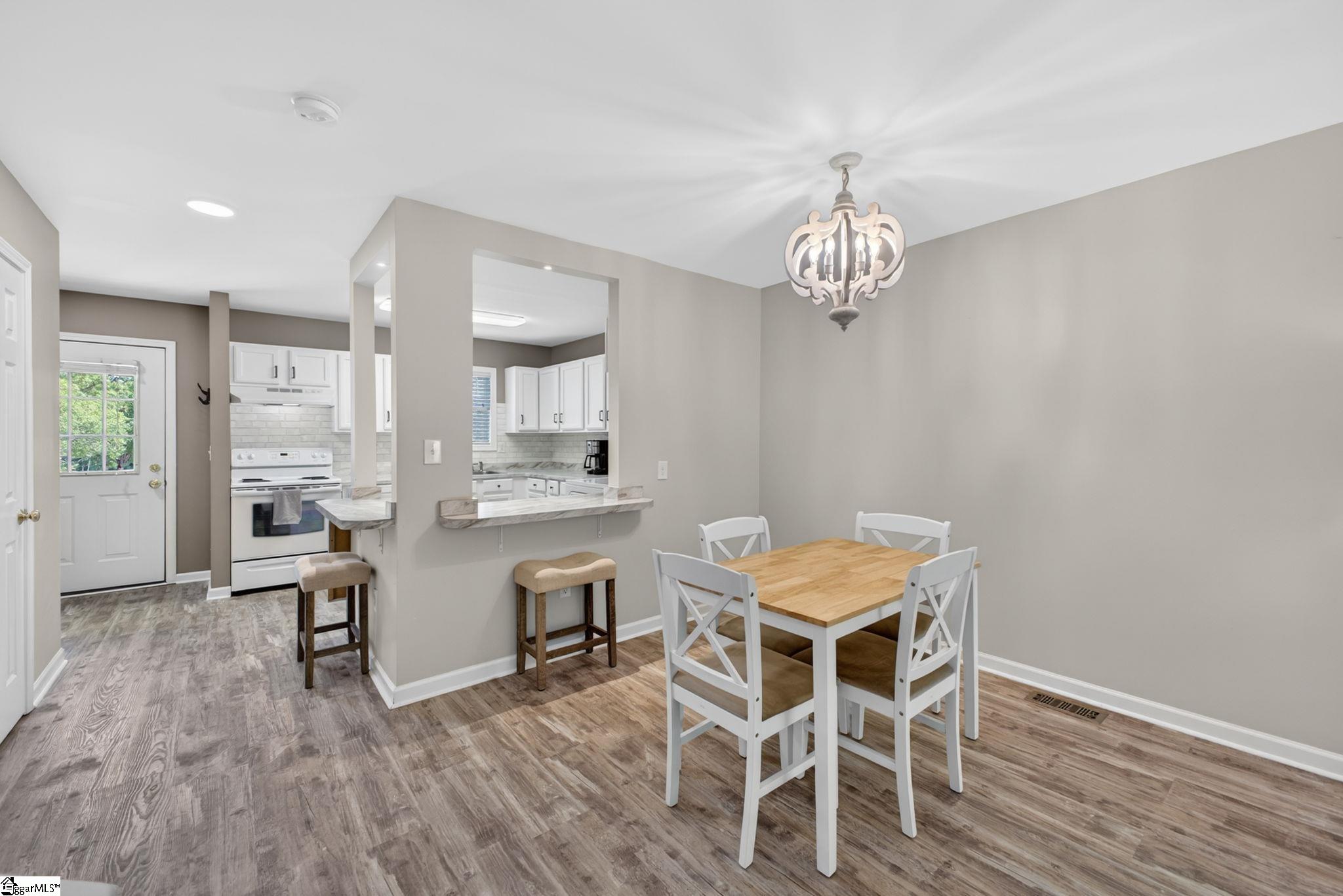 212 Alde Street Greenville, SC 29607 - Photo 9 of 31