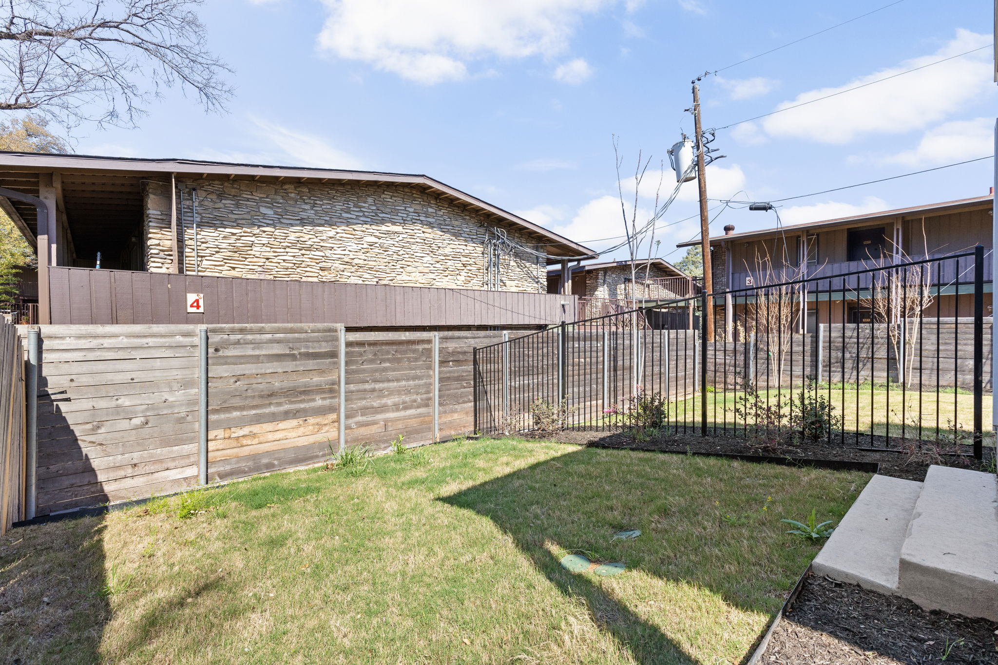 1402 Summit Street, Unit B Austin, TX 78741 - Photo 35 of 36
