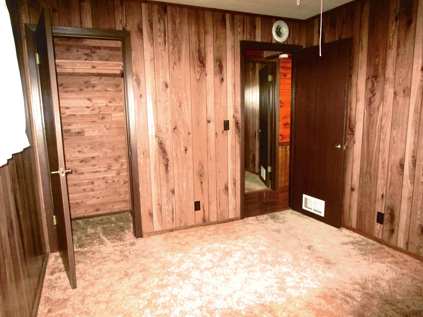 1713 Nauman Road Amboy, IL 61310 - Photo 19 of 38 a view of gallery with hallway