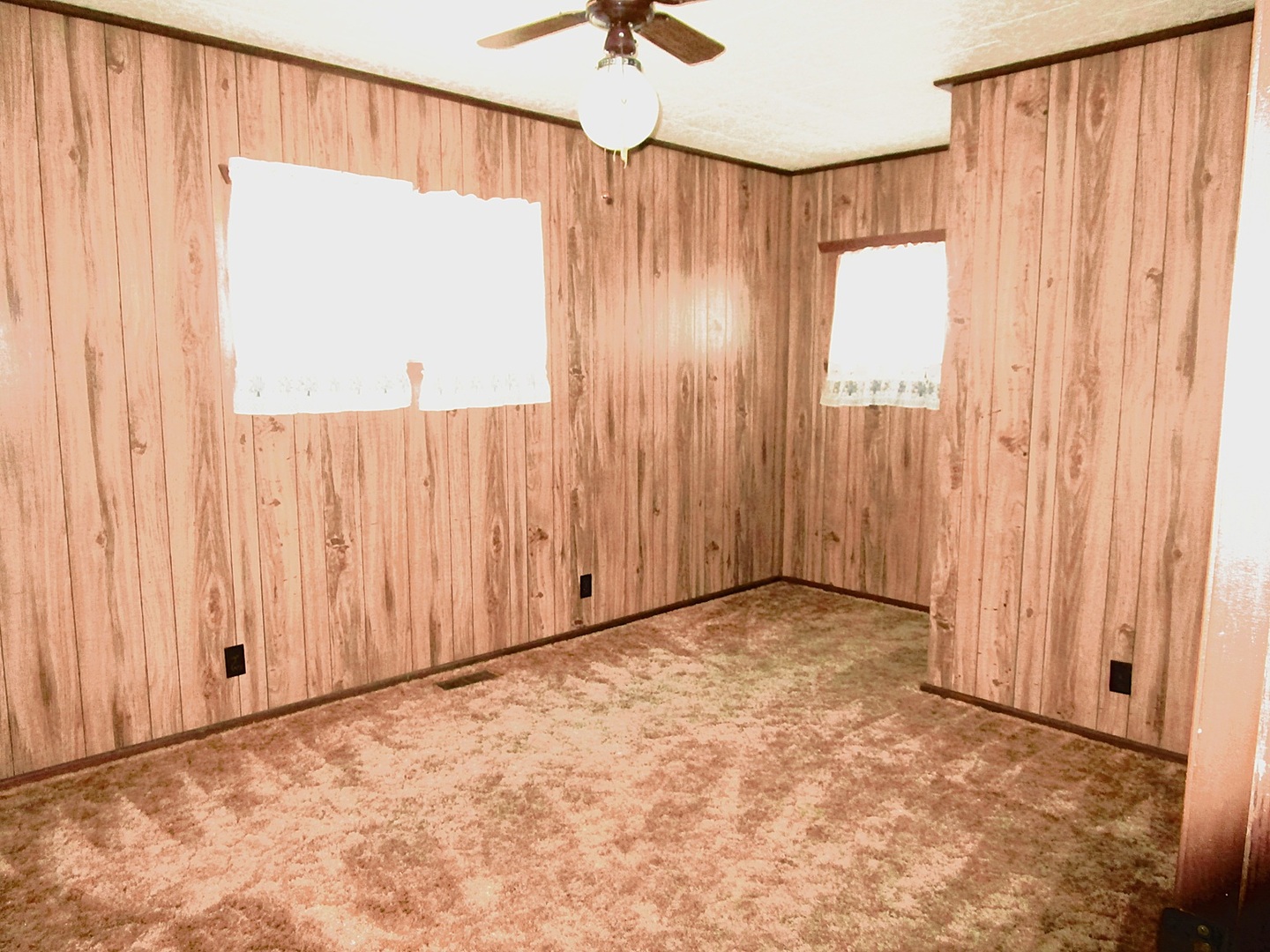 1713 Nauman Road Amboy, IL 61310 - Photo 20 of 38 a view of an empty room with a window