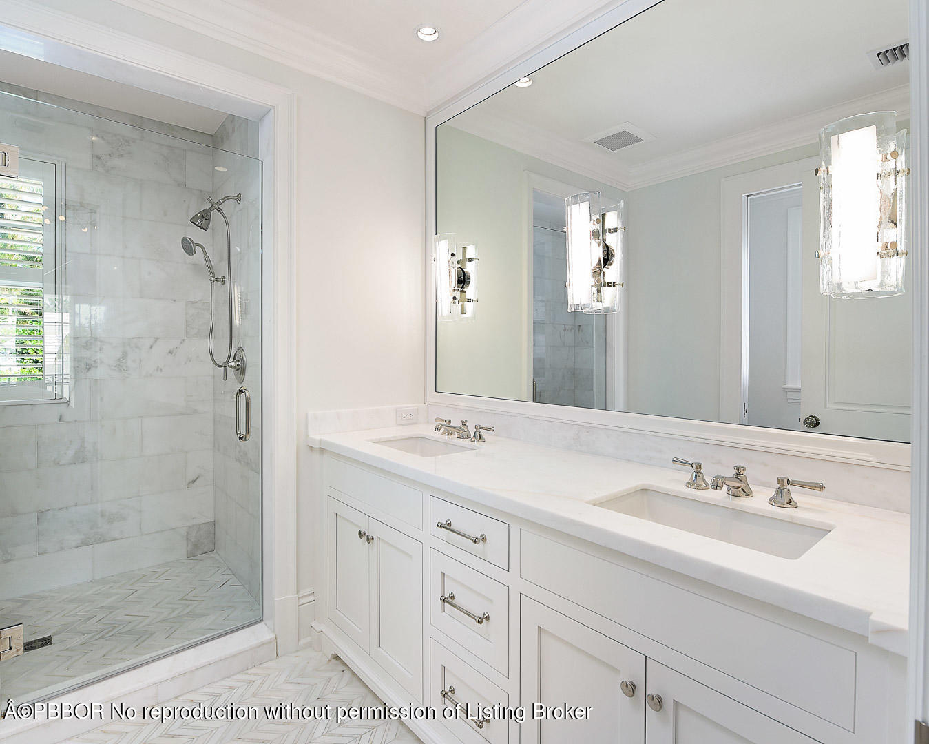 304 Garden Road Palm Beach, FL 33480 - Photo 19 of 25 Guest Bath