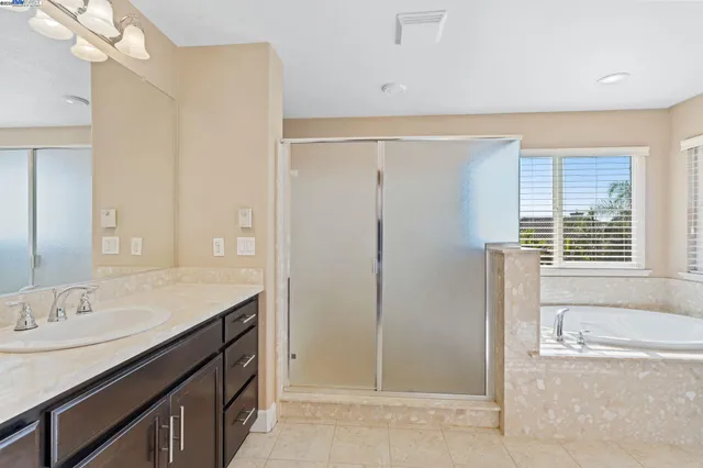 $1,299,000 | 2255 Sugarloaf Court, Brentwood, CA 94513