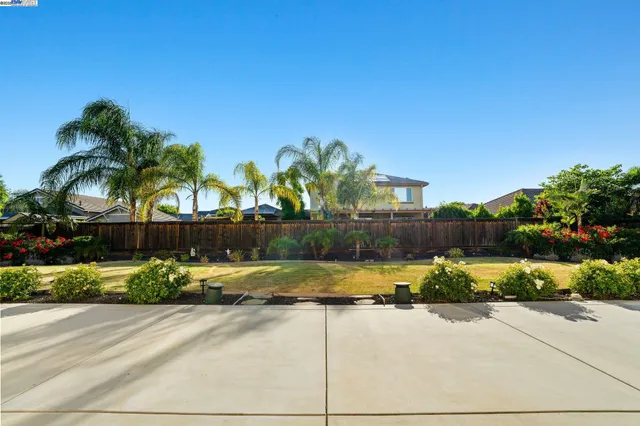 $1,299,000 | 2255 Sugarloaf Court, Brentwood, CA 94513