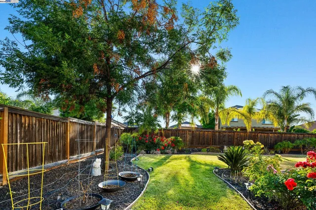 $1,299,000 | 2255 Sugarloaf Court, Brentwood, CA 94513