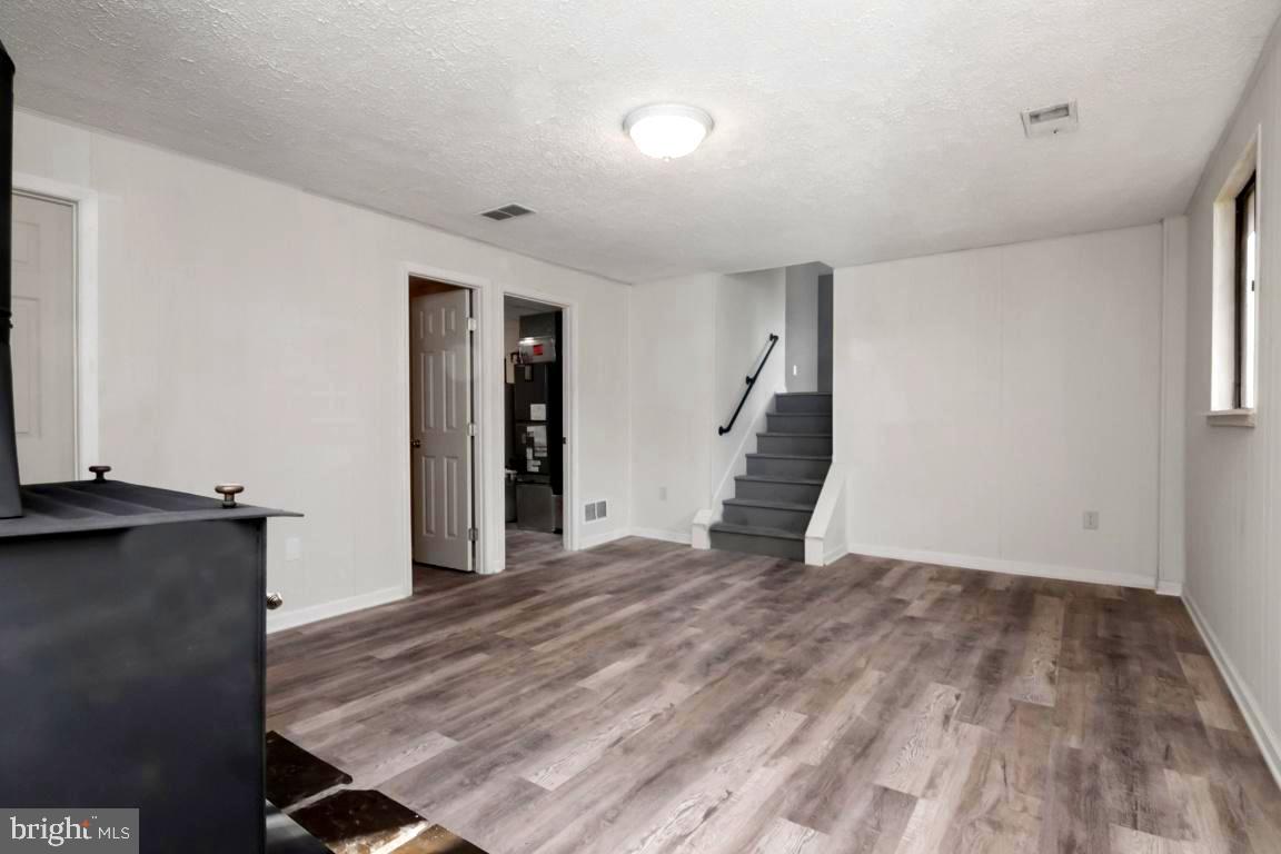 1103 East Beech Road Sterling, VA 20164 - Photo 11 of 26 Lower Family room