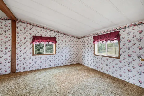 $1,200,000 | 11512 East Bridges Road, Elk, WA 99009
