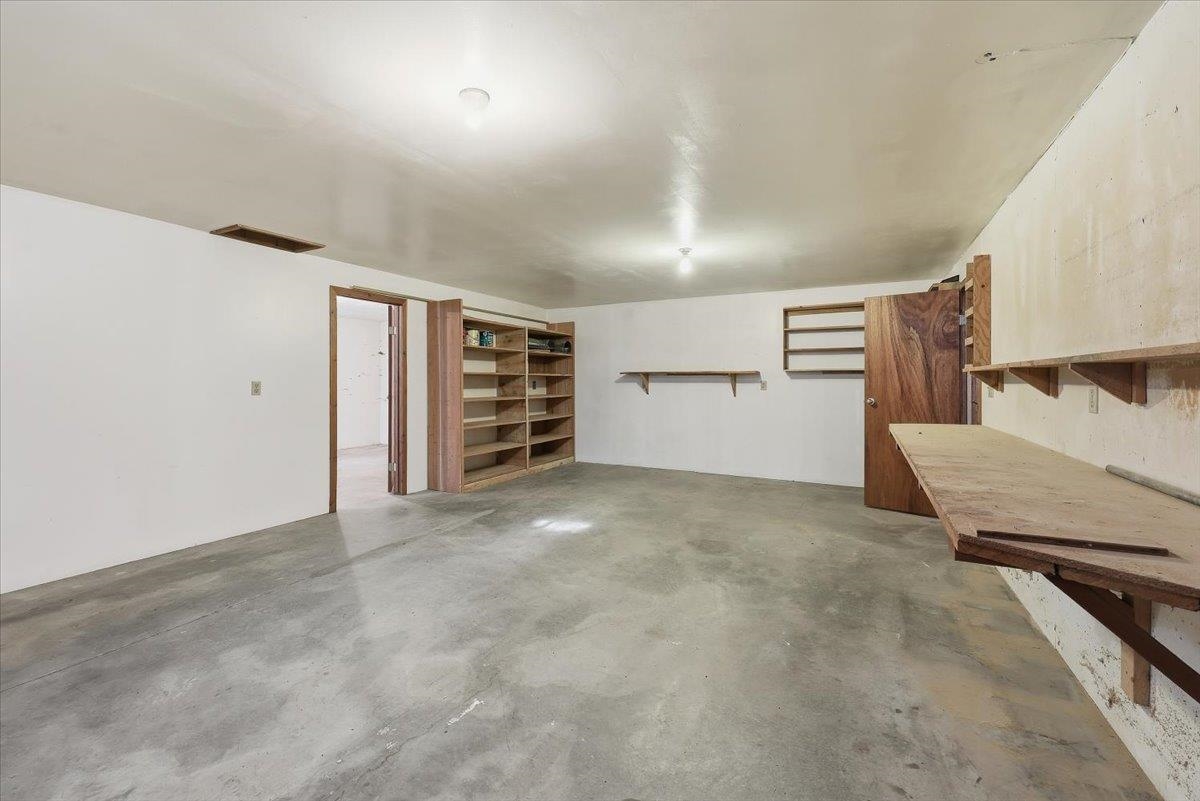 11512 East Bridges Road Elk, WA 99009 - Photo 24 of 36