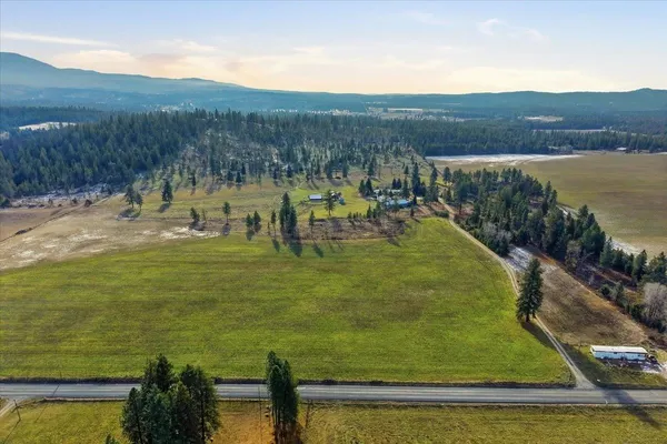 $1,200,000 | 11512 East Bridges Road, Elk, WA 99009