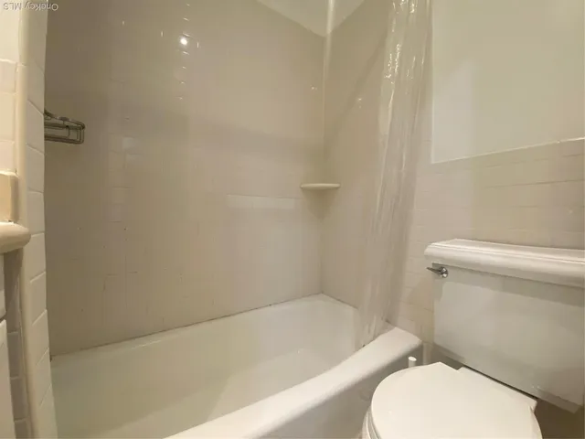 $2,800 | 84-80 161st Street, Unit 1 | Jamaica Hills