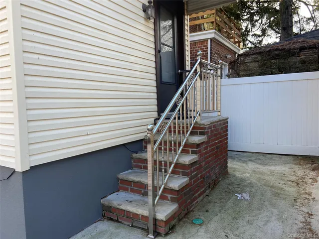 $2,800 | 84-80 161st Street, Unit 1 | Jamaica Hills