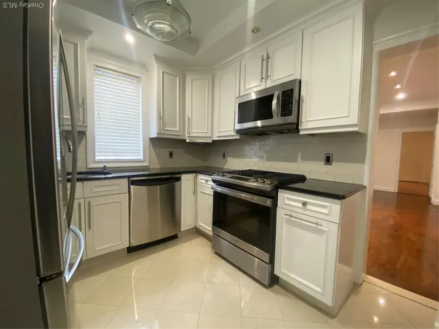 $2,800 | 84-80 161st Street, Unit 1 | Jamaica Hills