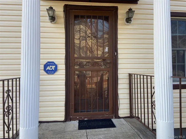 $2,800 | 84-80 161st Street, Unit 1 | Jamaica Hills