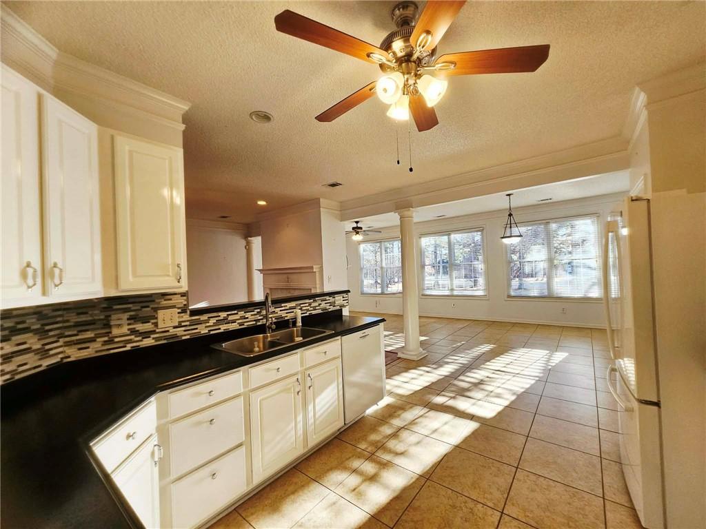 9821 Reflections Drive Villa Rica, GA 30180 - Photo 11 of 40