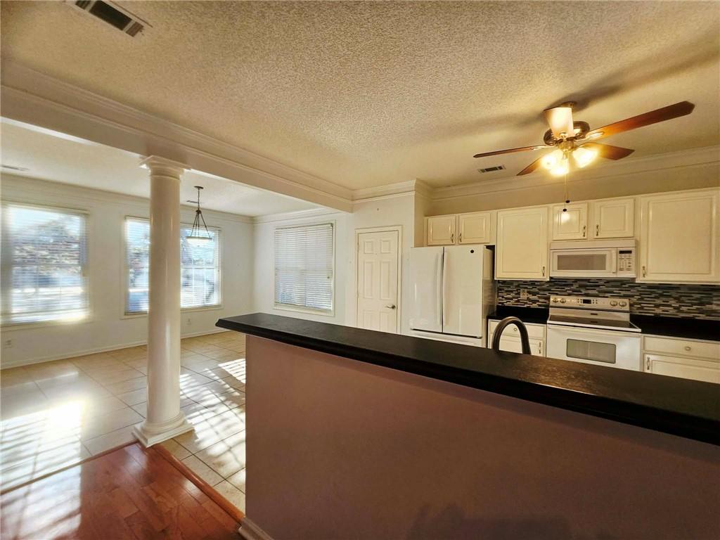 9821 Reflections Drive Villa Rica, GA 30180 - Photo 15 of 40