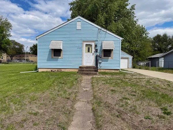 $59,000 | 3607 9th Street, Rock Island, IL 61201