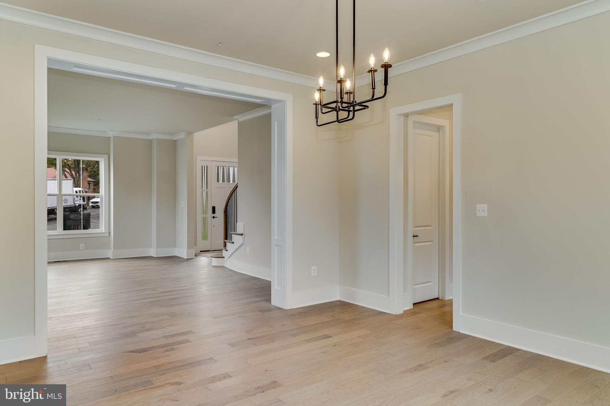 13606 Darnestown Road Gaithersburg, MD 20878 - Photo 11 of 71 Gallery Image 11
