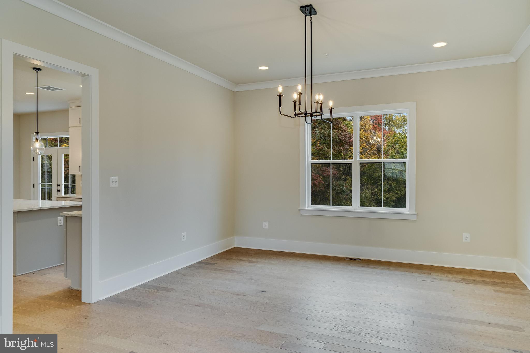 13606 Darnestown Road Gaithersburg, MD 20878 - Photo 12 of 71 Gallery Image 12