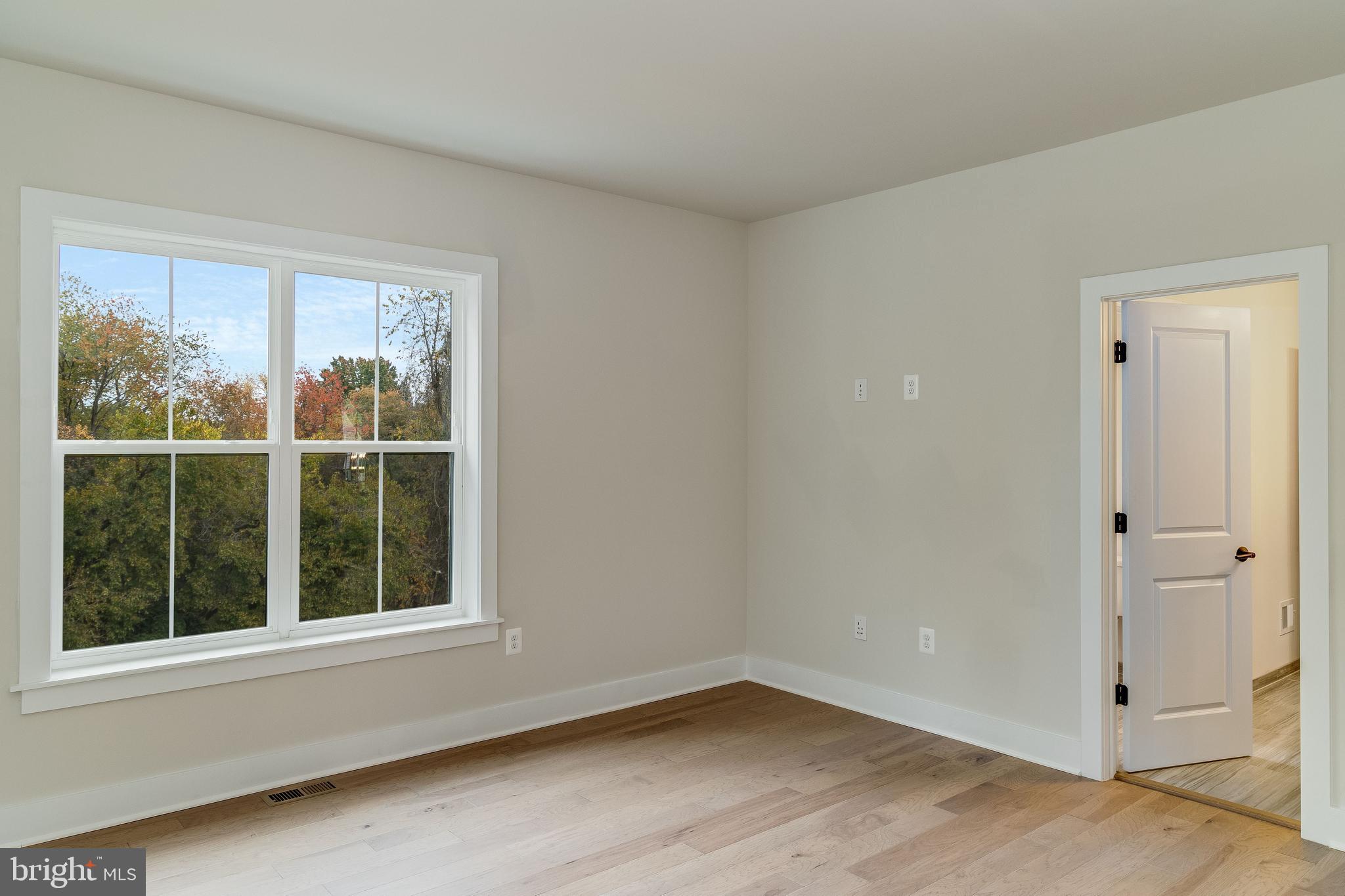 13606 Darnestown Road Gaithersburg, MD 20878 - Photo 22 of 71 Gallery Image 22