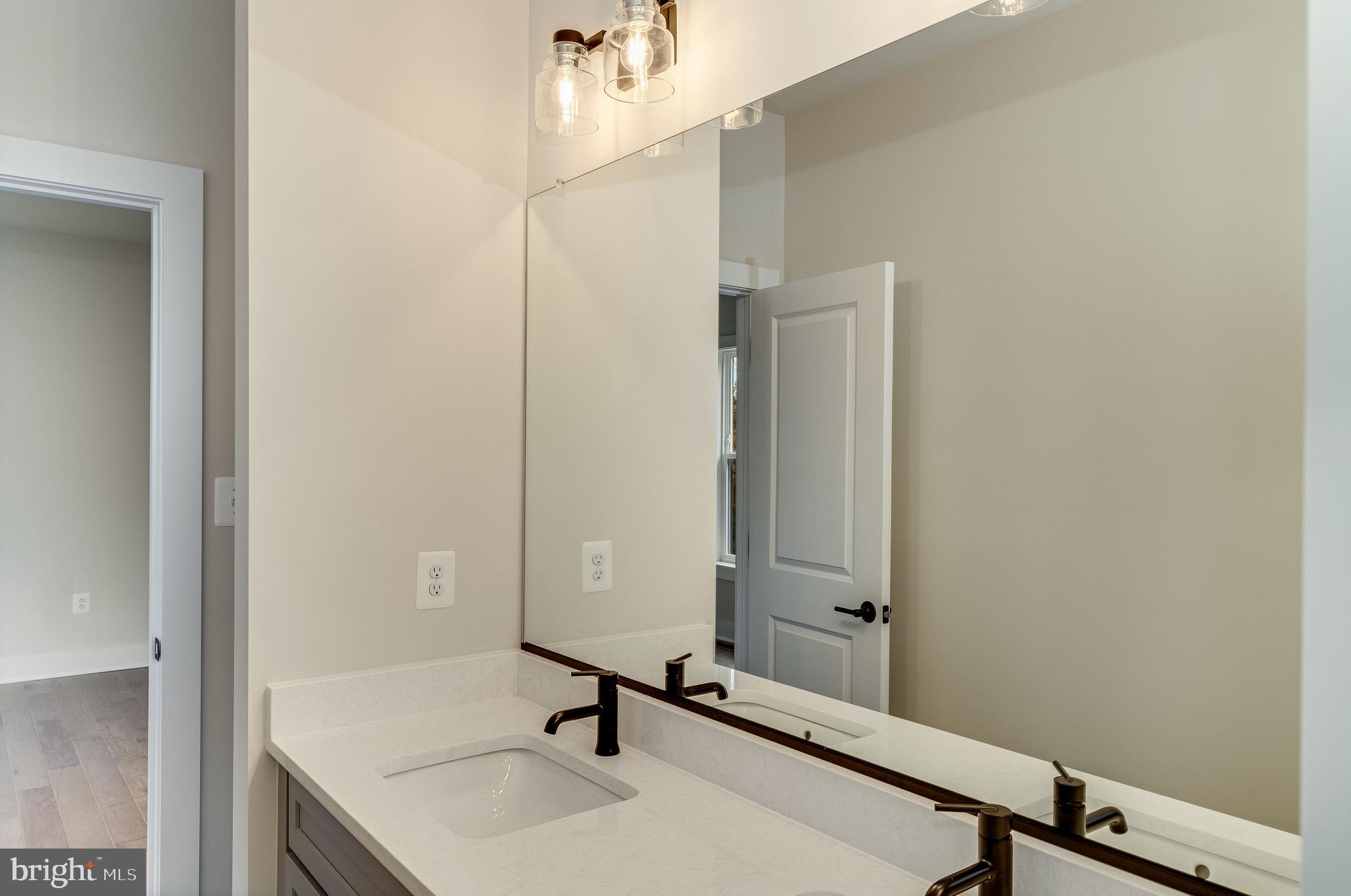 13606 Darnestown Road Gaithersburg, MD 20878 - Photo 24 of 71 Gallery Image 24