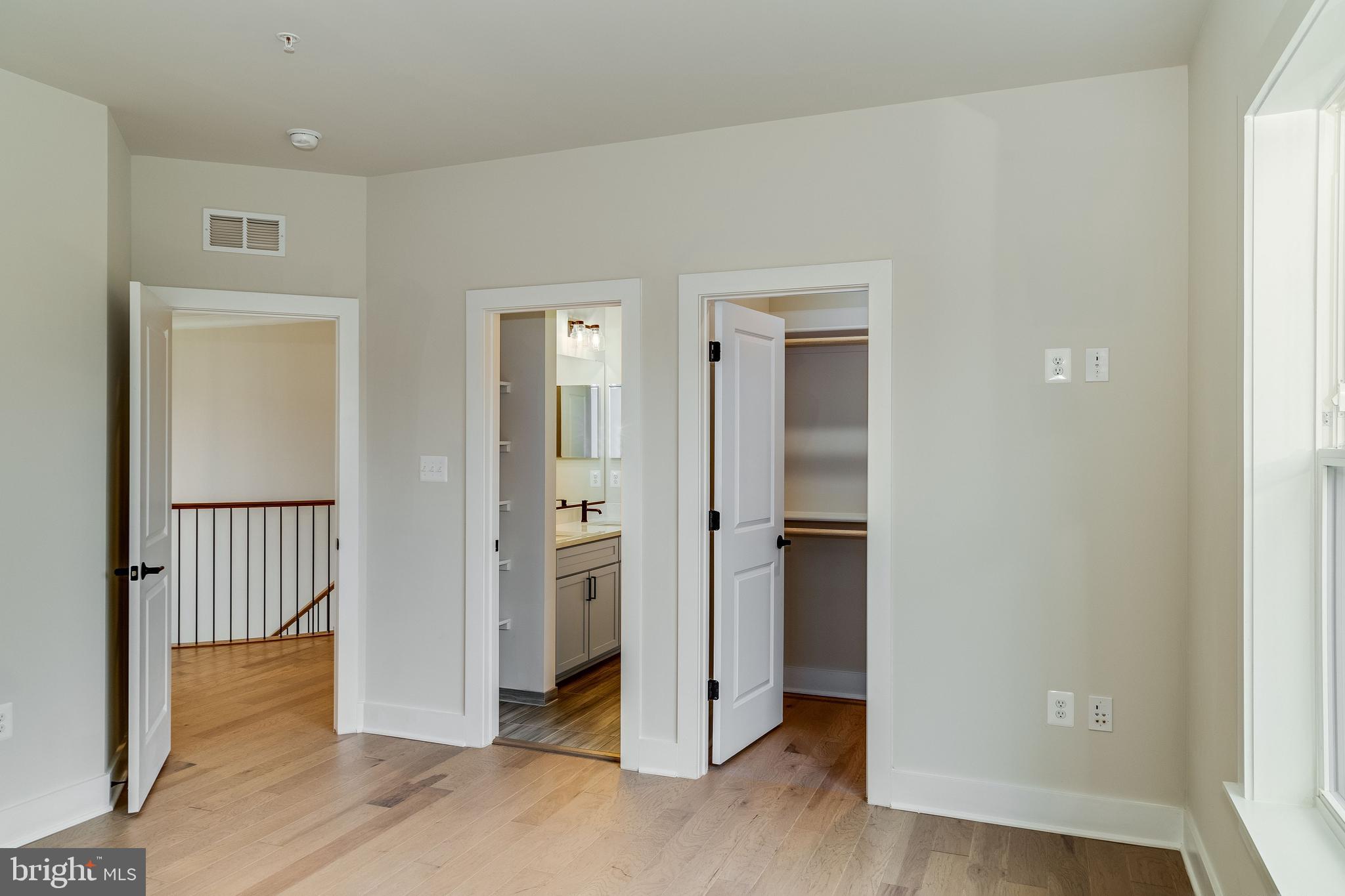 13606 Darnestown Road Gaithersburg, MD 20878 - Photo 27 of 71 Gallery Image 27