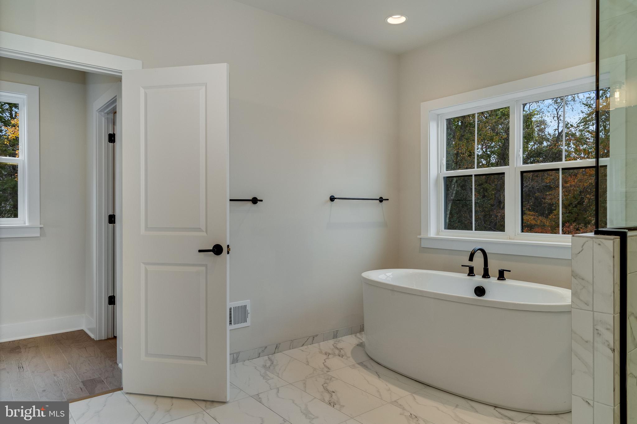 13606 Darnestown Road Gaithersburg, MD 20878 - Photo 40 of 71 Gallery Image 40