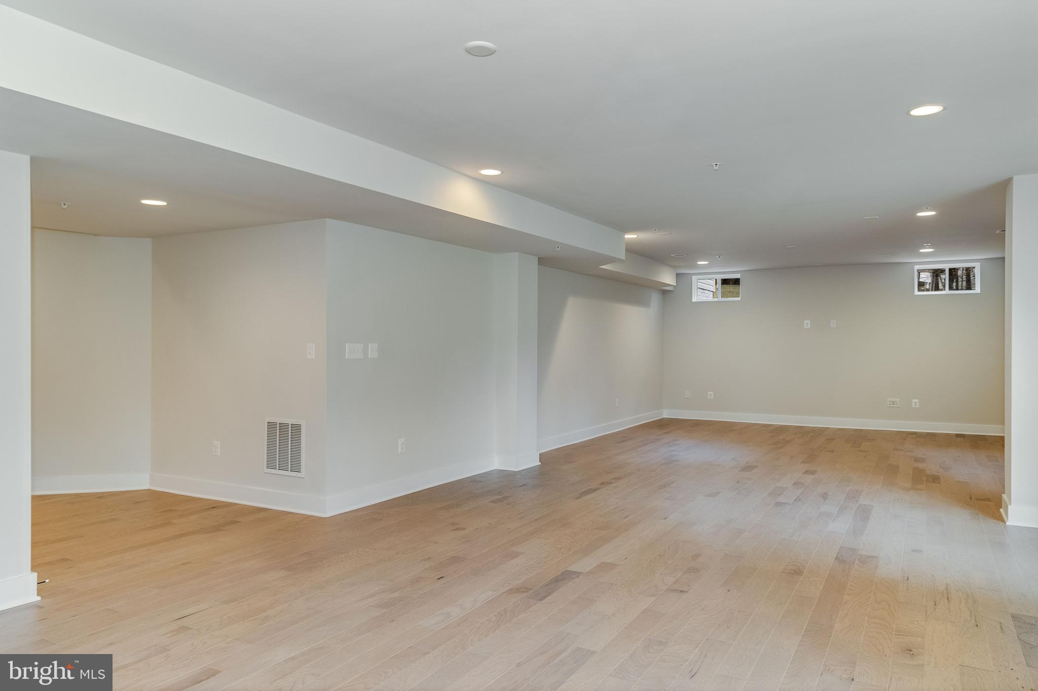 13606 Darnestown Road Gaithersburg, MD 20878 - Photo 53 of 71 Gallery Image 53