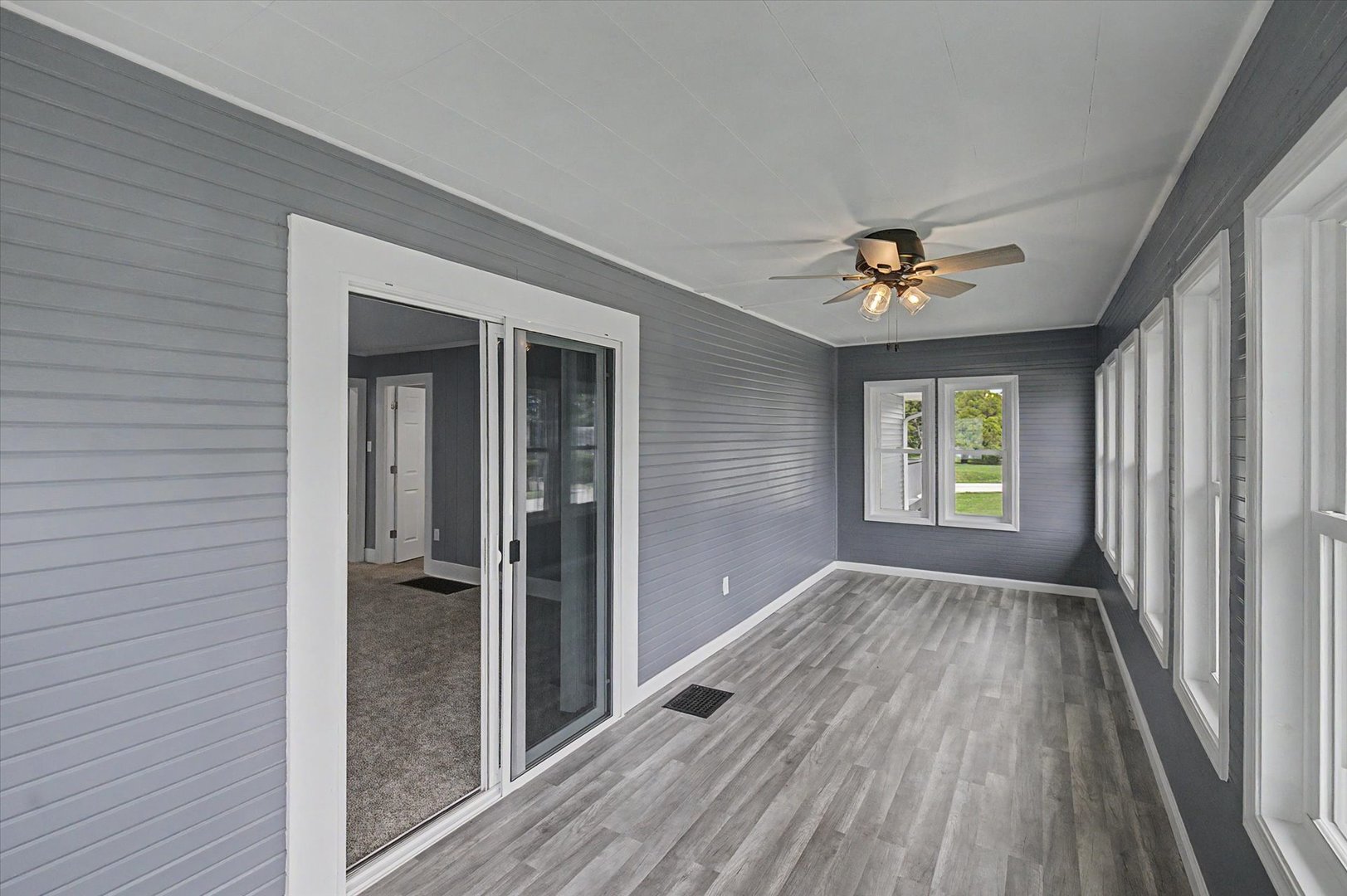 4210 East Park Lane Decatur, IL 62521 - Photo 25 of 34
