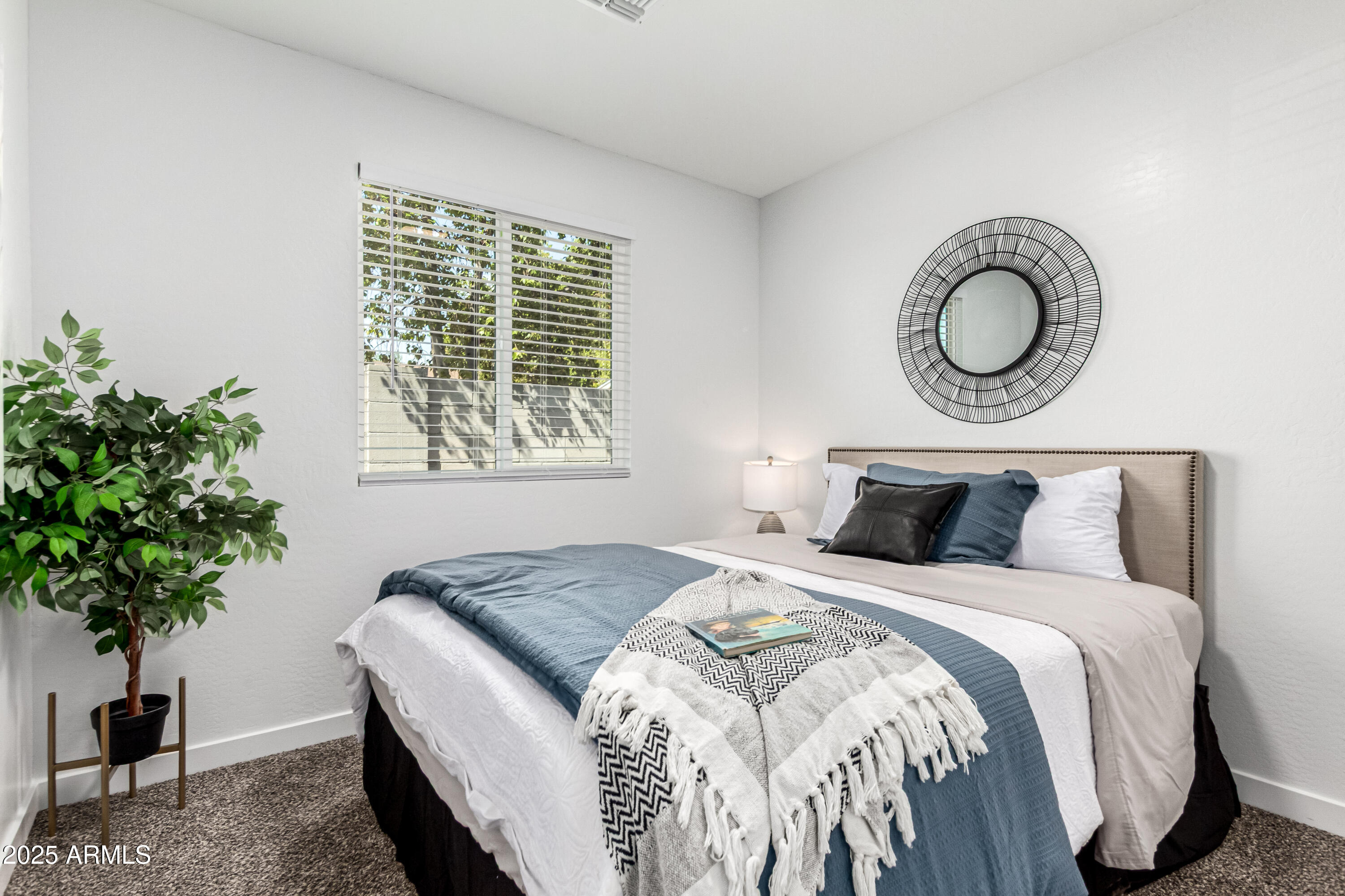 341 South Mountain Road, Unit 2 Apache Junction, AZ 85120 - Photo 12 of 21 5646e8bc089f1558f579b7f68567a885