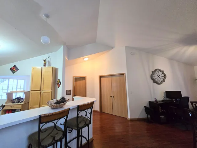 $285,000 | 2511 Sheehan Drive, Unit 203, Naperville, IL 60564