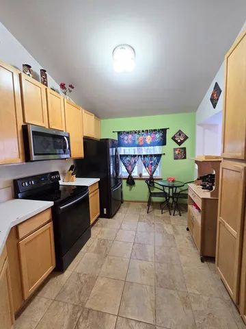 $285,000 | 2511 Sheehan Drive, Unit 203, Naperville, IL 60564