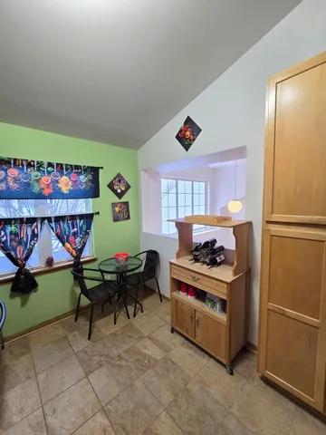 $285,000 | 2511 Sheehan Drive, Unit 203, Naperville, IL 60564