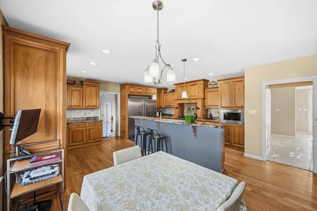 $825,000 | 1819 Cornell Road, Flossmoor, IL 60422