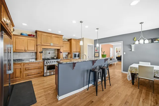 $825,000 | 1819 Cornell Road, Flossmoor, IL 60422