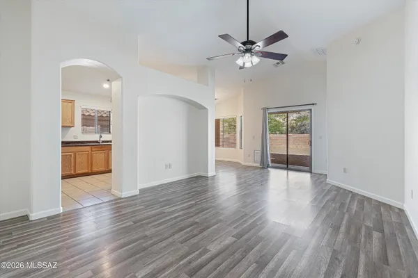 $1,800 | 60958 Cantle Court, Tucson, AZ 85739