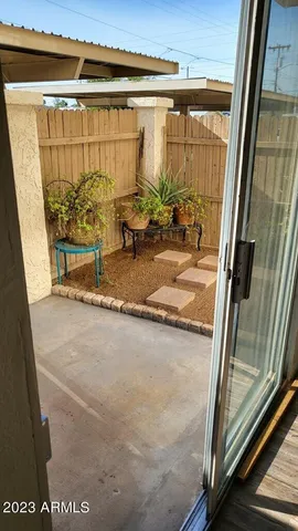 $1,500 | 1227 East Lawrence Lane, Phoenix, AZ 85020