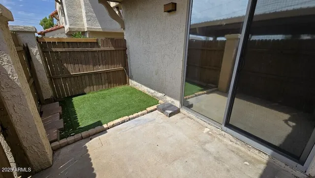 $1,500 | 1227 East Lawrence Lane, Phoenix, AZ 85020