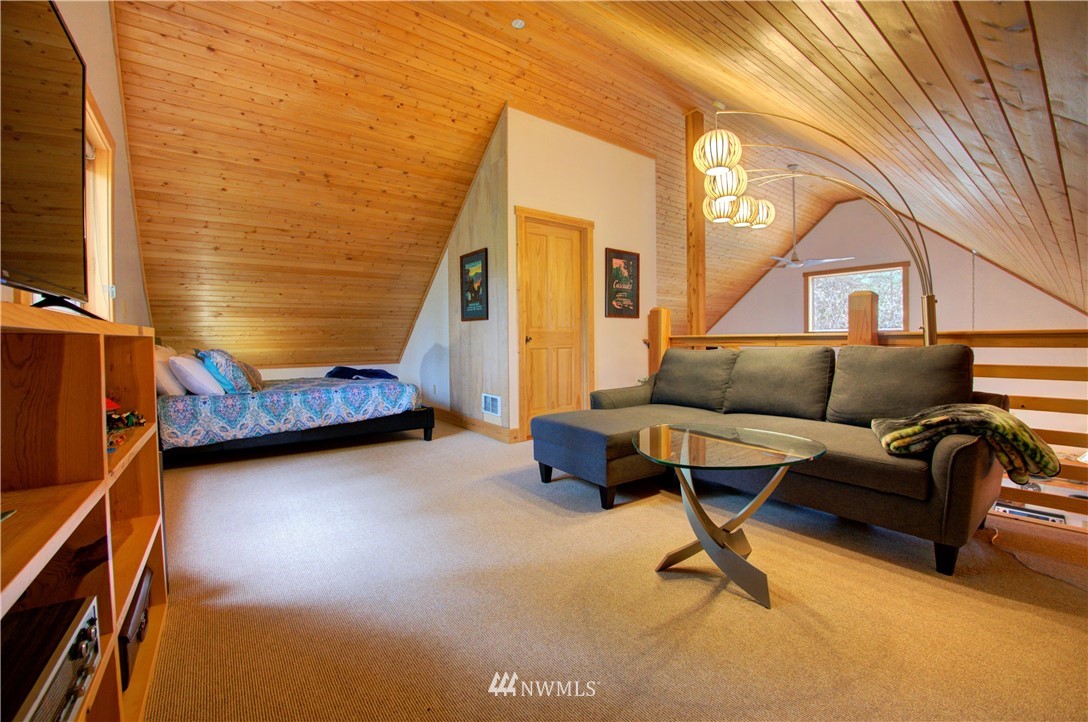 18 Highland Meadows Road Winthrop, WA 98862 - Photo 11 of 26 Gallery Image 11