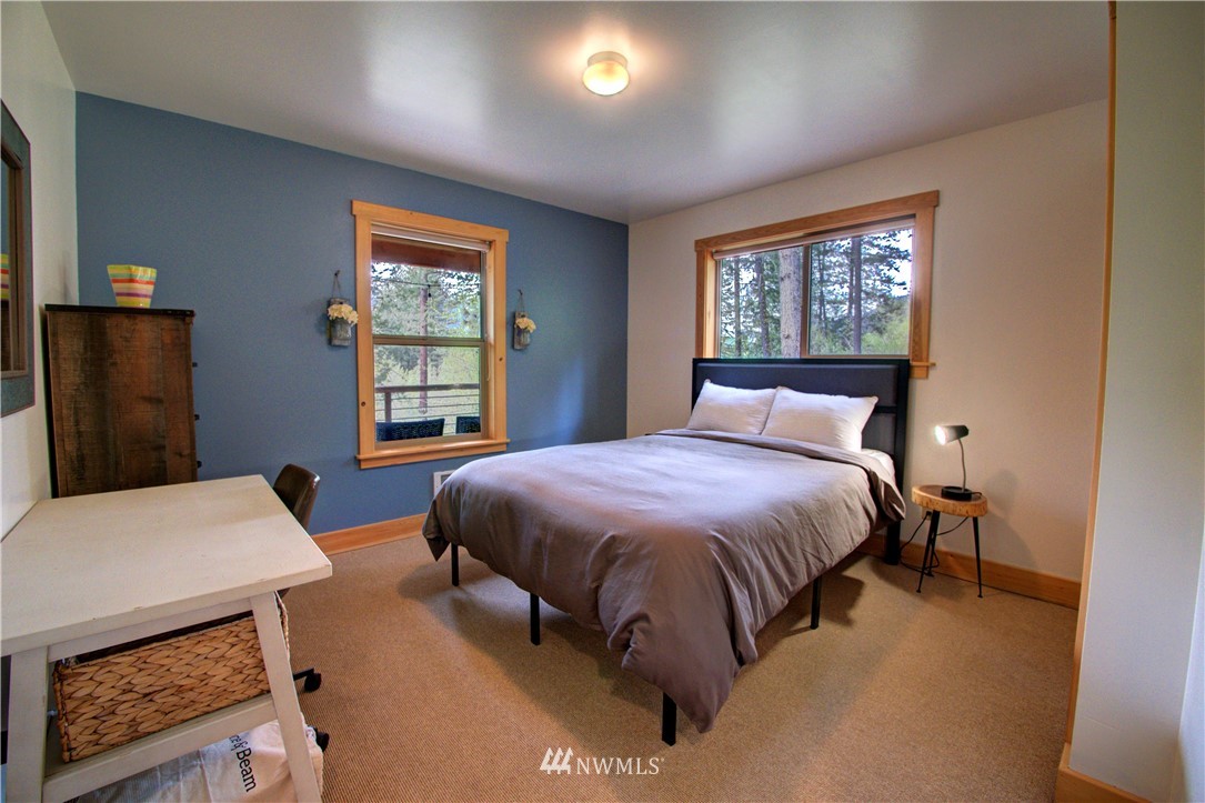 18 Highland Meadows Road Winthrop, WA 98862 - Photo 9 of 26 Gallery Image 9